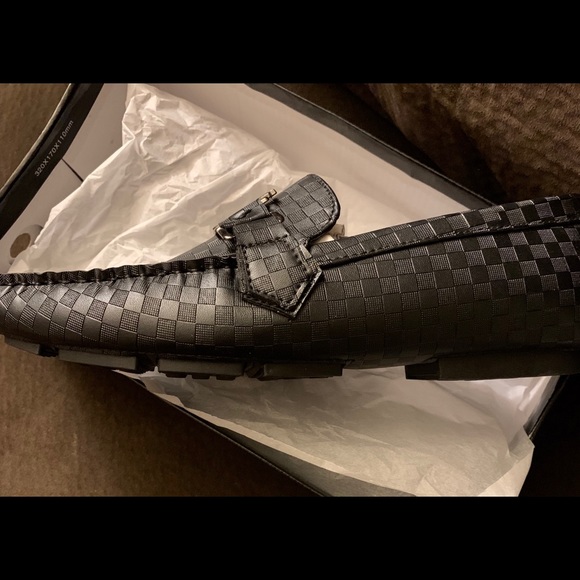 Mens shoes